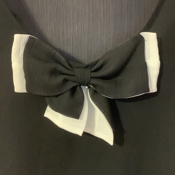 3/25$ Sheer blouse with bow - Picture 2 of 6